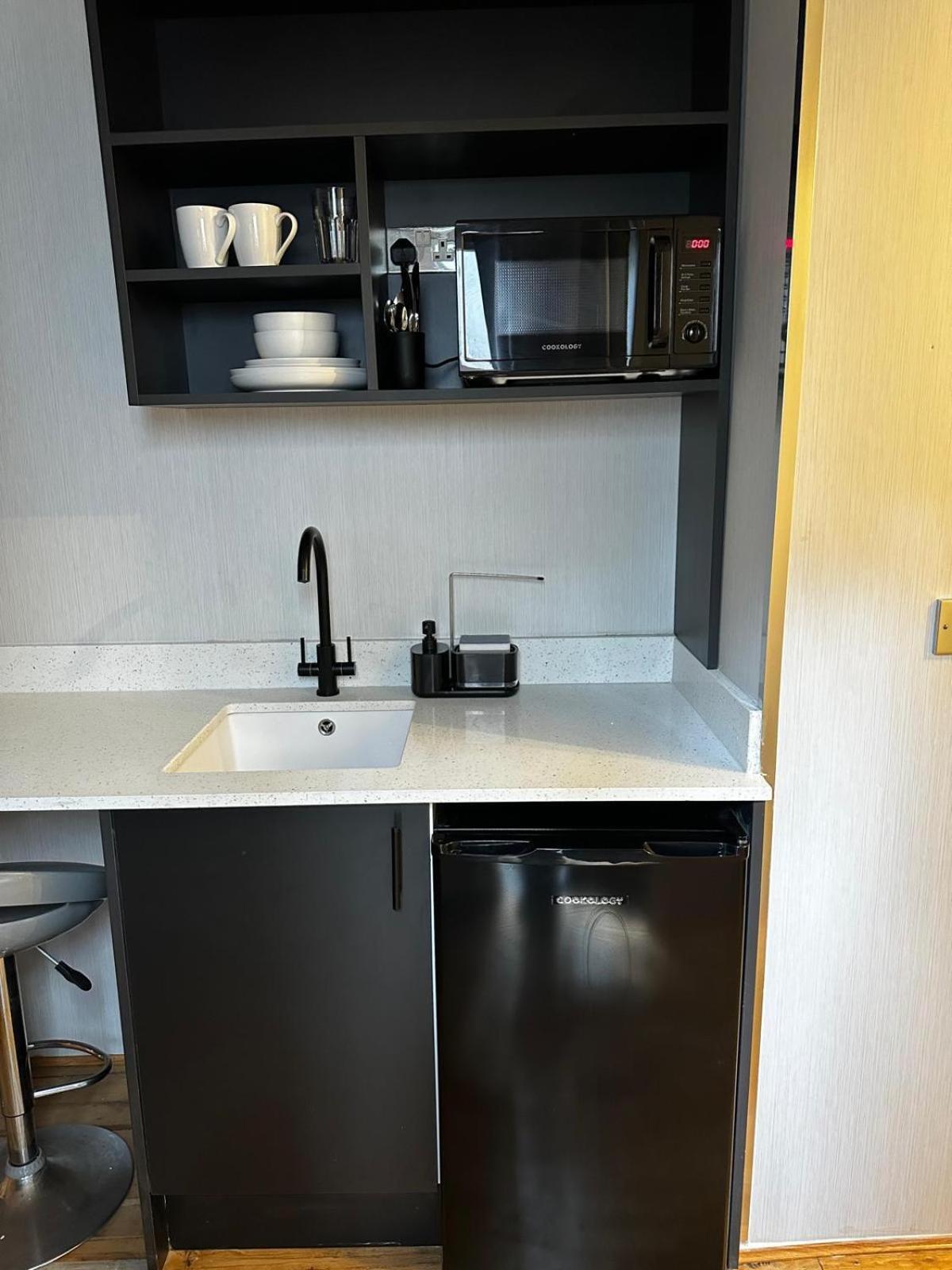 Fb1-Spacious Basement Studio Flat Fits 2- Near Hyde Park London Exteriör bild